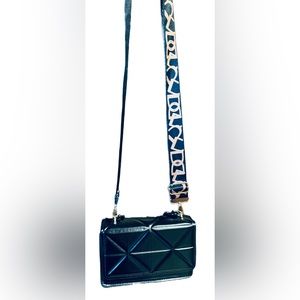 Quilted Crossbody Women’s Bag Hybrid Clutch bag